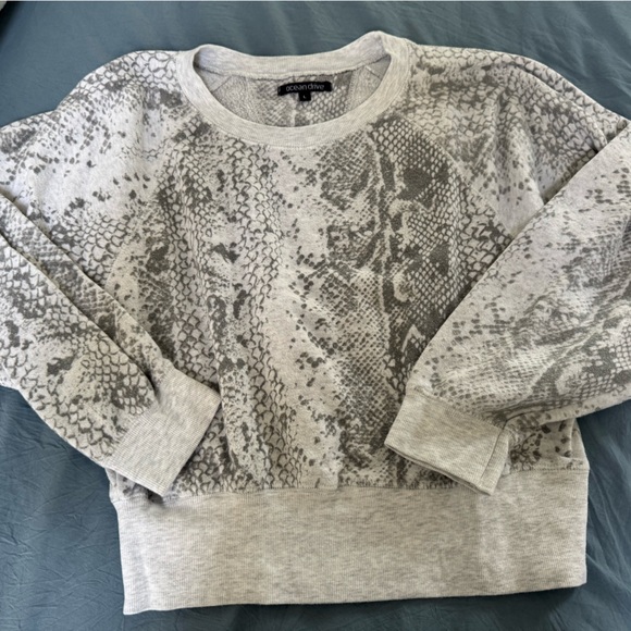 Ocean drive snake skin sweatshirt L - Picture 3 of 4
